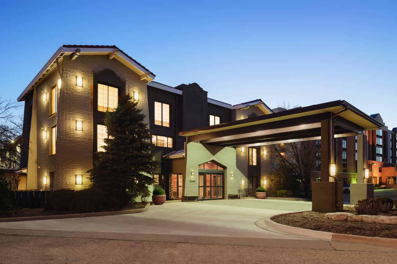 Country Inn & Suites By Radisson, Chicago-Hoffman 호프만에스테이트스 외부 사진